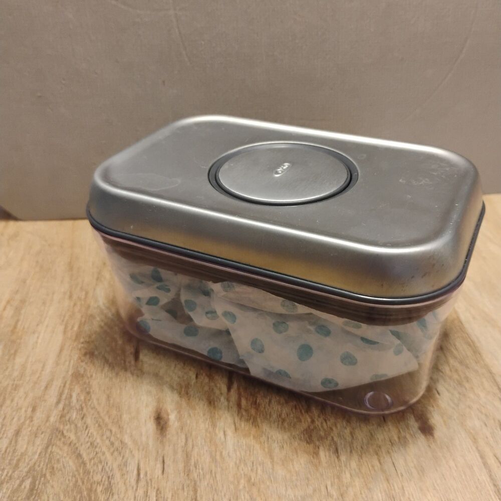 Oxo Pop Steel 1.7 Qt and 0.6 Qt Food Container With Round Push Button Set of Two - Picture 4 of 4